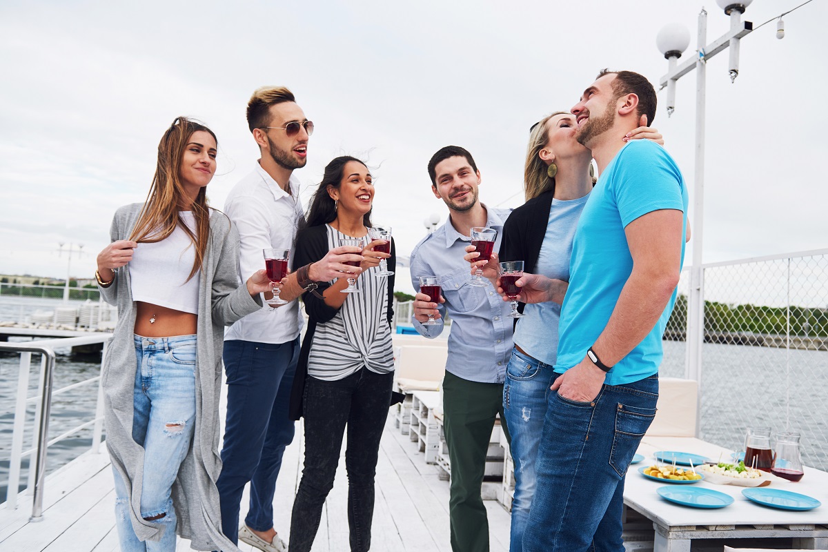 Czy ludzie o odmiennych poglądach mogą się przyjaźnić?