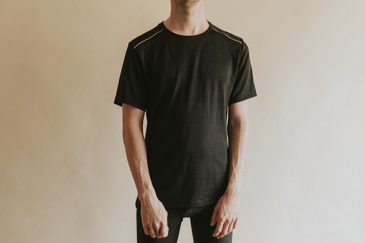 Koszulki reklamowe: zwykłe czy sportowe? Jakie wybrać?